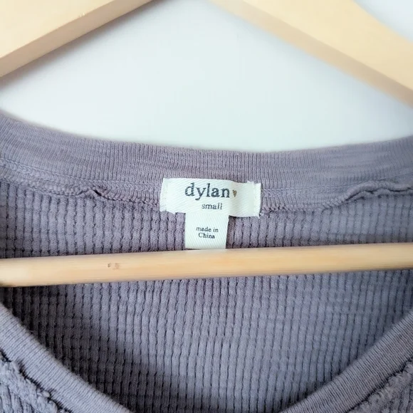 Dylan Grey Waffle Knit Asymmetrical Long Sleeve Shirt - Picture 4 of 4